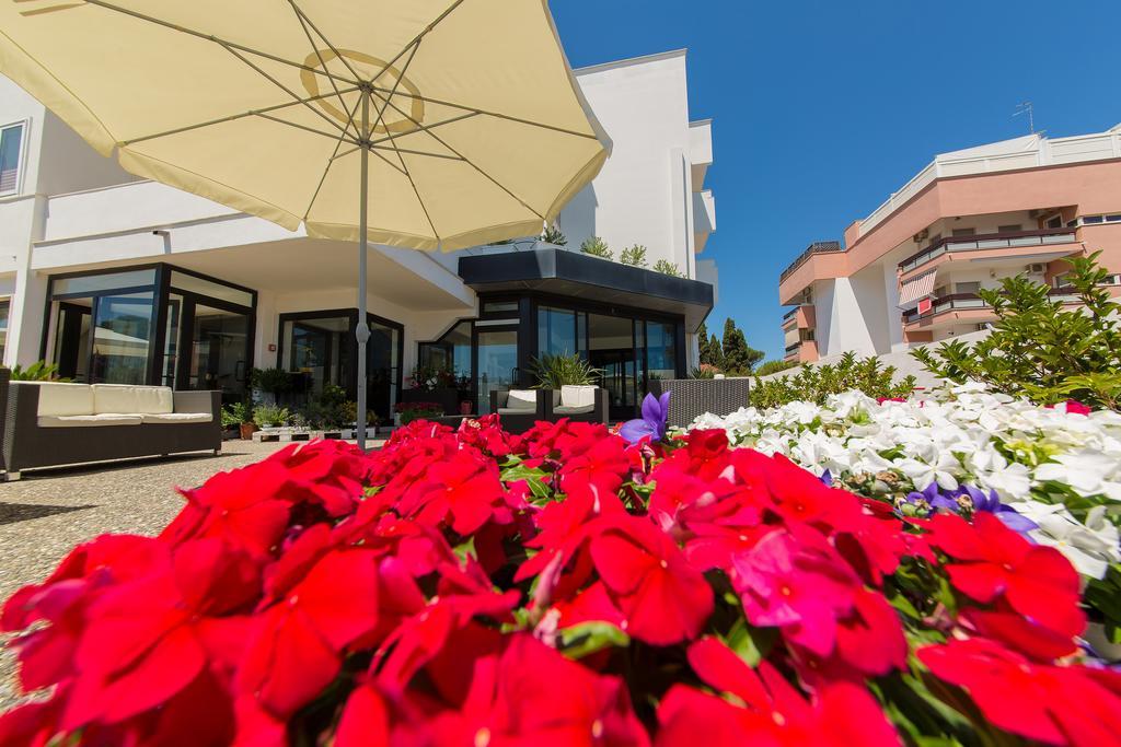 Hotel Riviera Bari Eksteriør bilde
