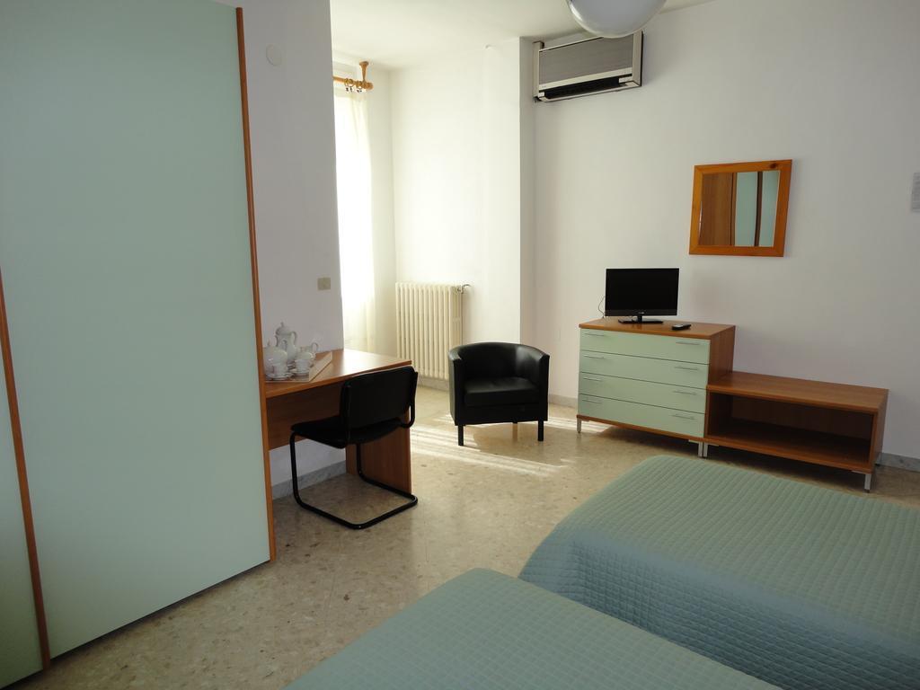 Hotel Riviera Bari Eksteriør bilde