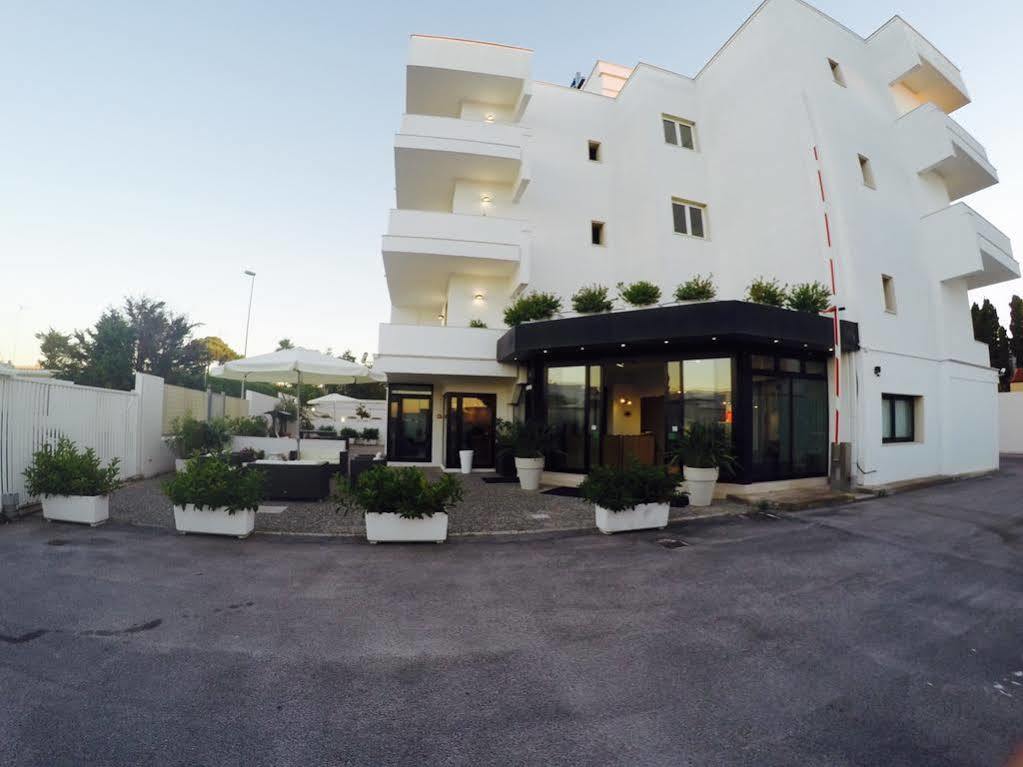 Hotel Riviera Bari Eksteriør bilde