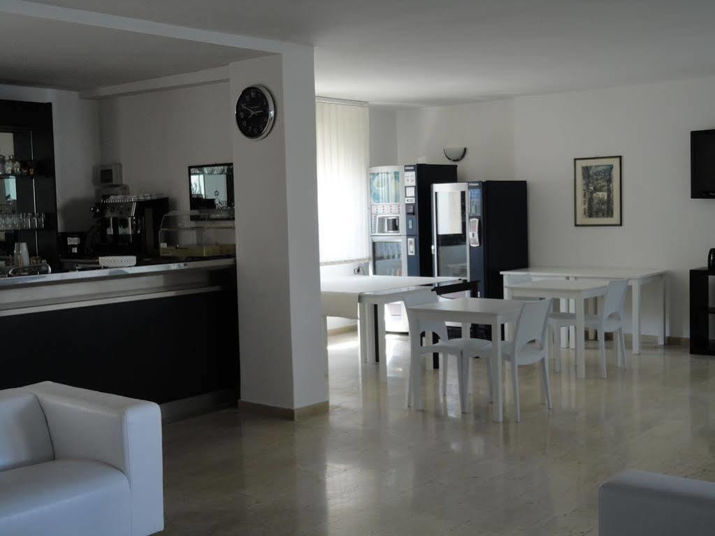 Hotel Riviera Bari Eksteriør bilde